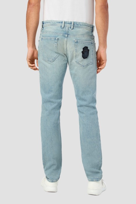 джинсы  по цене 59700 руб вид справа