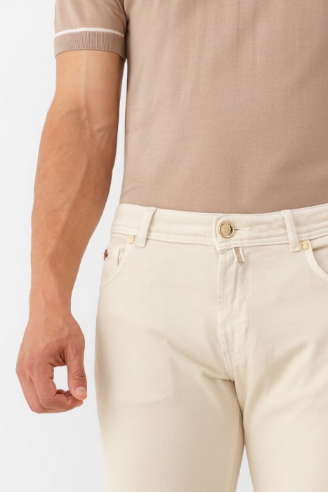 джинсы  из италии вид сбоку