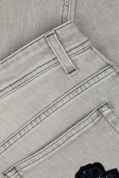 джинсы  для взрослого возраста с изнаночной стороны