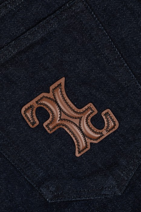 джинсы  на сезон этого года фотография