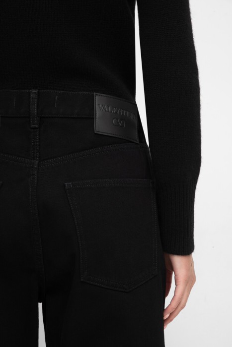 джинсы  из италии вид сбоку