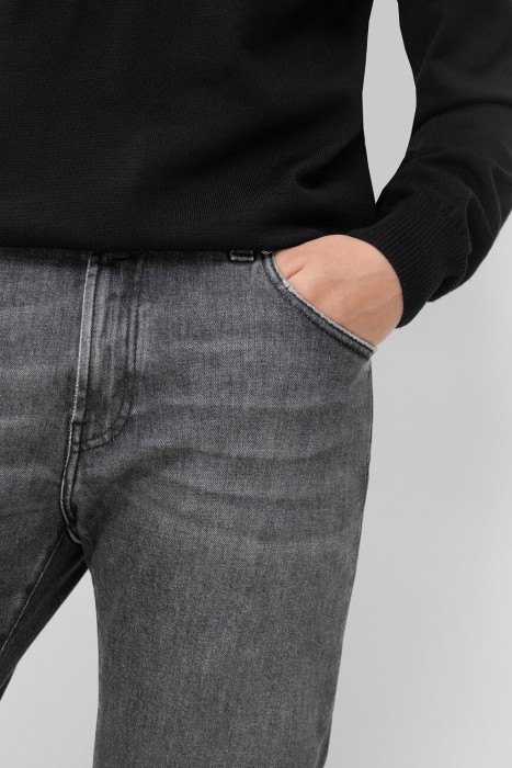 джинсы  из италии вид сбоку