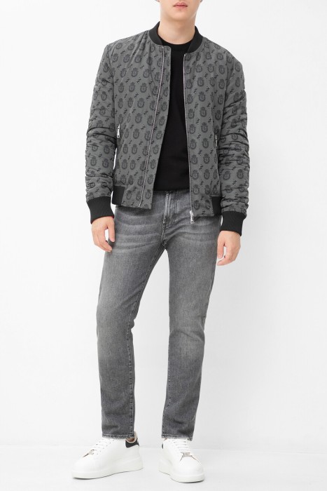 джинсы  из хлопка спереди