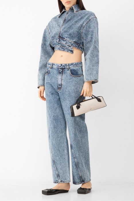 джинсы  из хлопка спереди