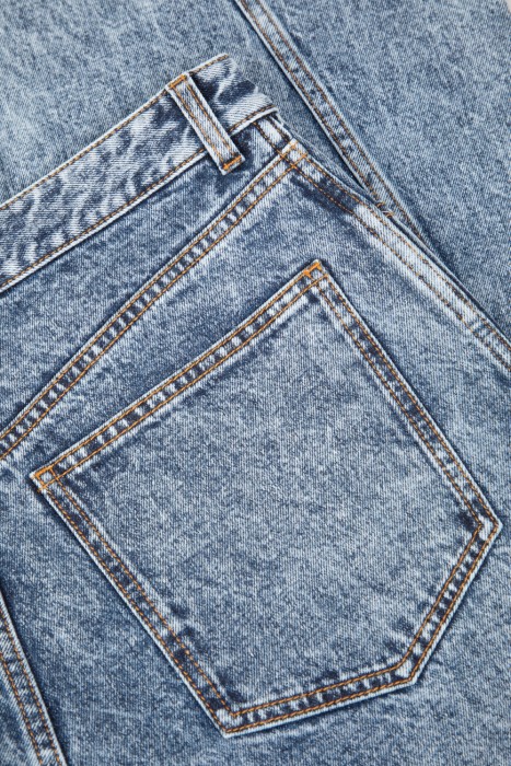 джинсы  на сезон этого года фотография