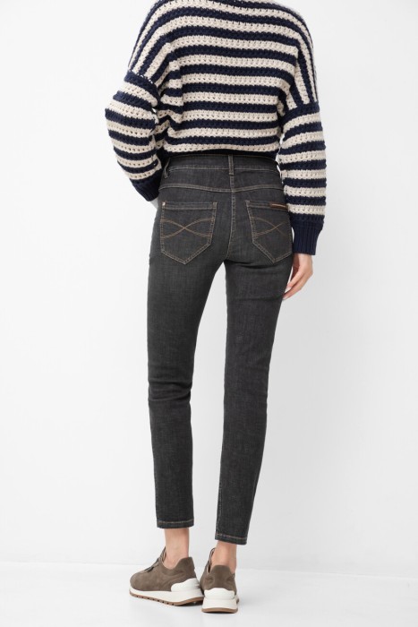 джинсы  от бренда brunello cucinelli вид слева