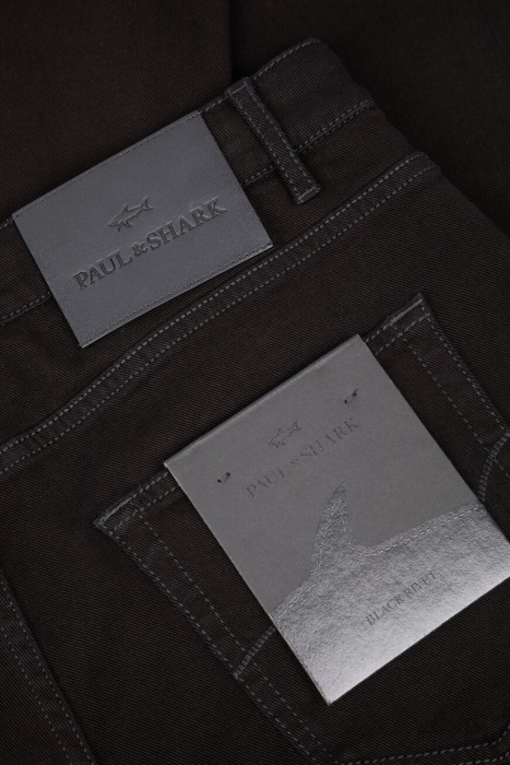 джинсы  на сезон этого года фотография