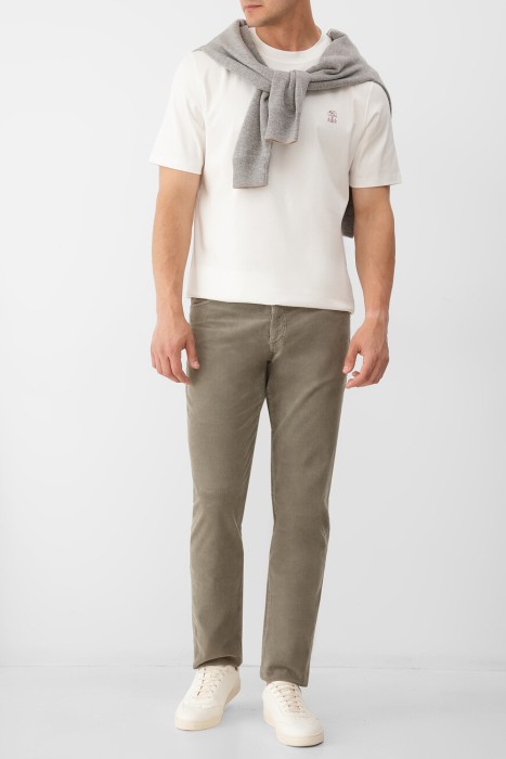 джинсы  из хлопка спереди