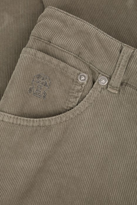 джинсы  повседневного стиля с лицевой стороны