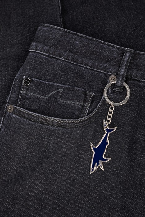 джинсы  универсального стиля с лицевой стороны