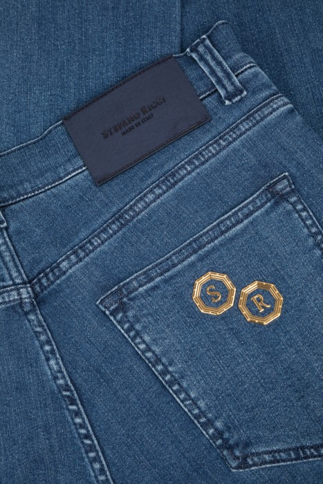 джинсы  для взрослого возраста с изнаночной стороны