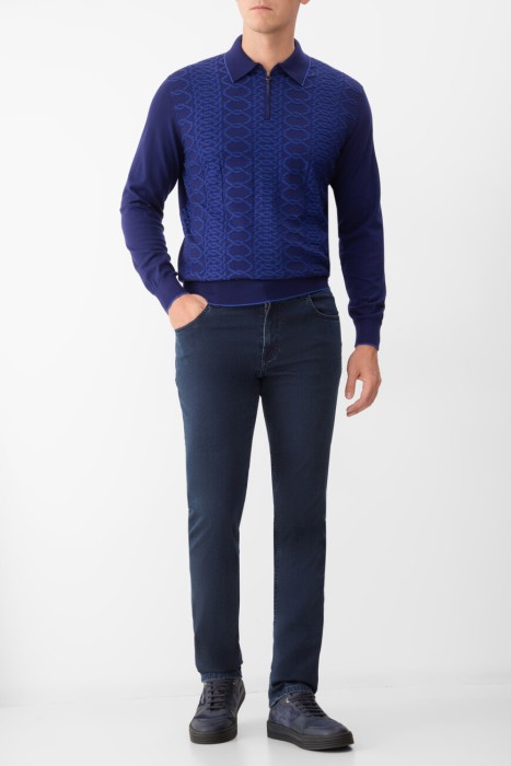 джинсы  из хлопка спереди