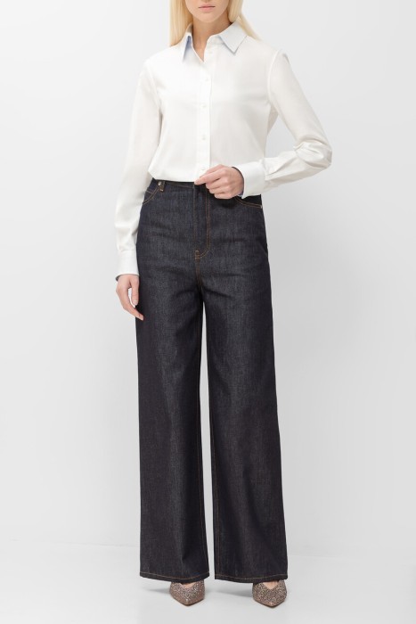 джинсы  из хлопка спереди