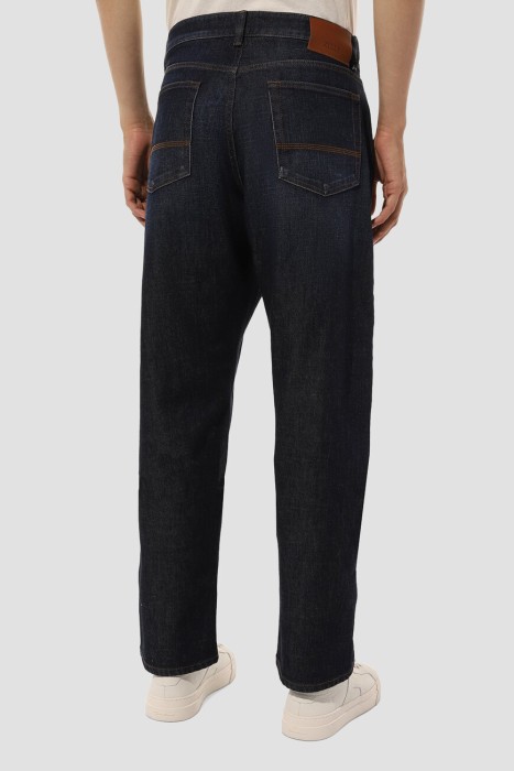 джинсы  по цене 67200 руб вид справа