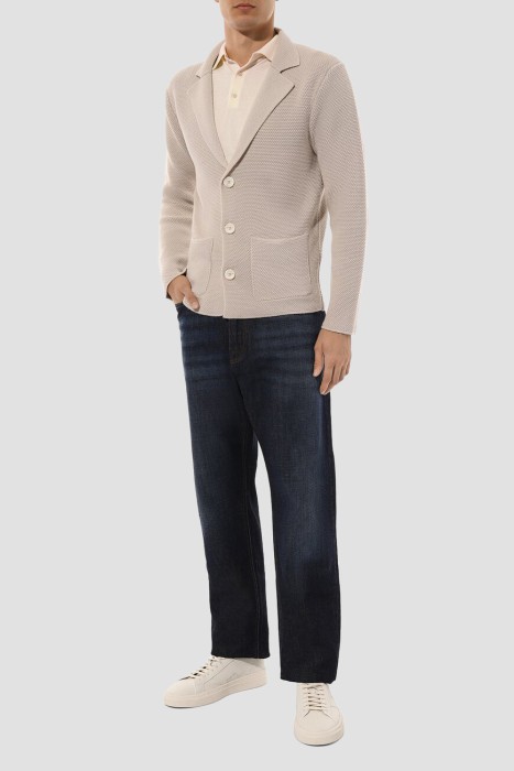 Товар синего цвета с внутренней стороны