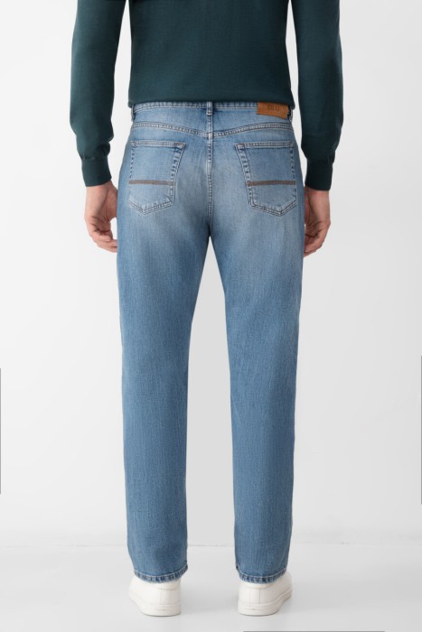 джинсы  от бренда zilli вид слева