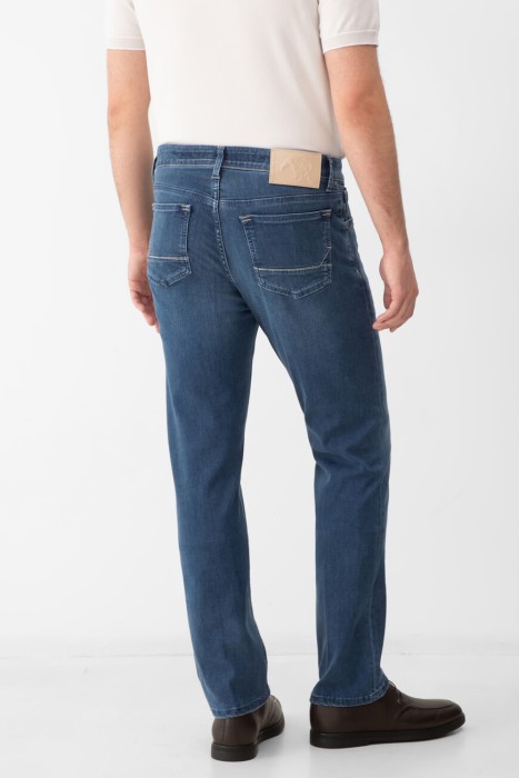 джинсы  от бренда stefano ricci вид слева