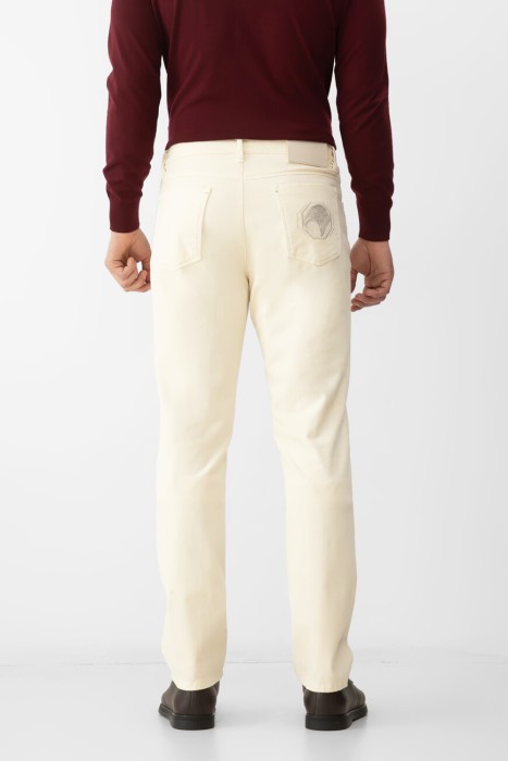 джинсы  по цене 71700 руб вид справа