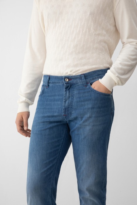 джинсы  из англии вид сбоку