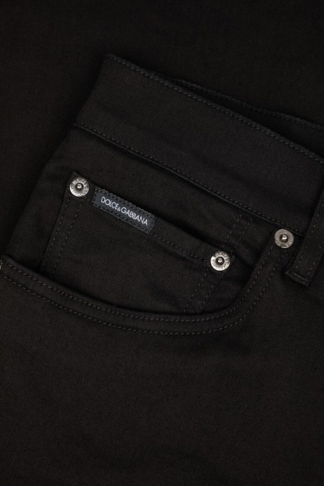 джинсы  универсального стиля с лицевой стороны