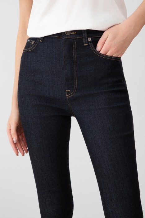 джинсы  из италии вид сбоку