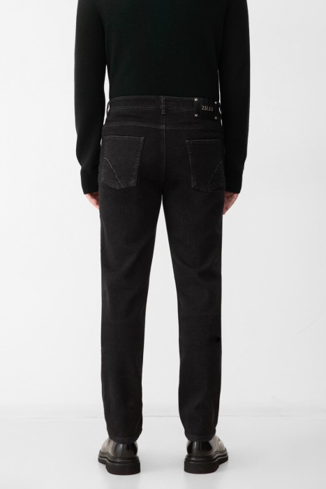 джинсы  от бренда zilli вид слева