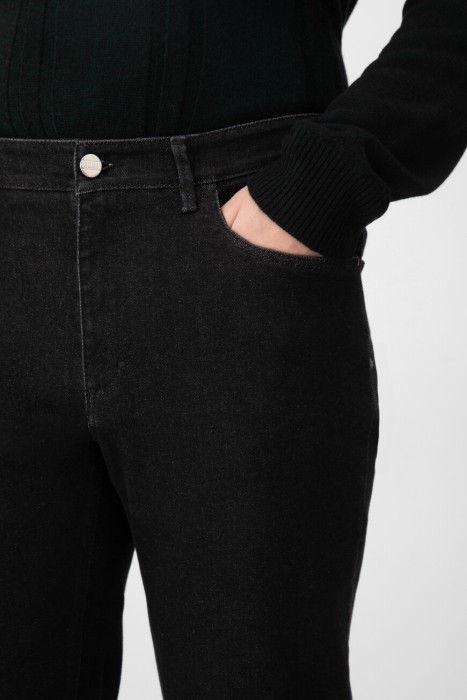 джинсы  из италии вид сбоку