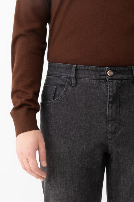 джинсы  из италии вид сбоку