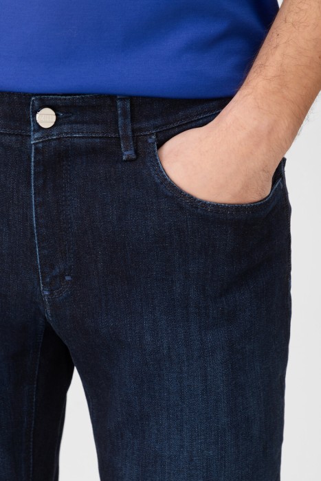 джинсы  из италии вид сбоку