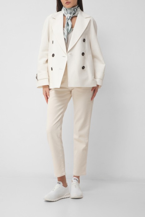 джинсы  из хлопка спереди