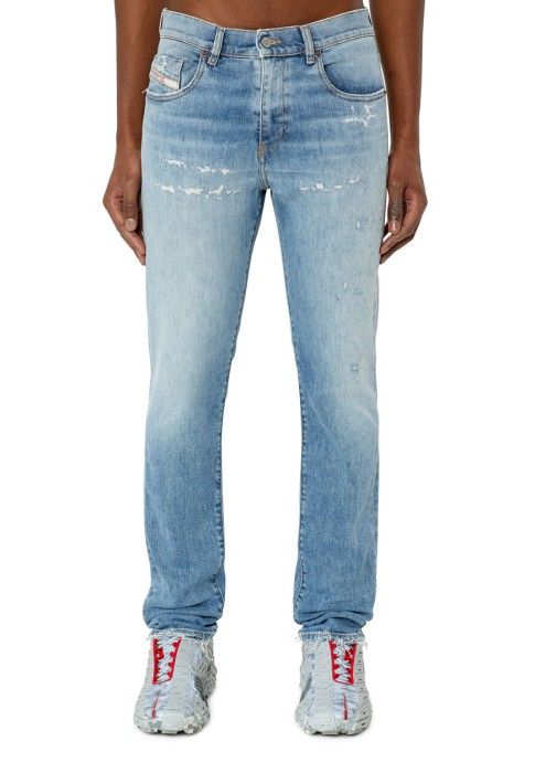 Товар голубого цвета с внутренней стороны