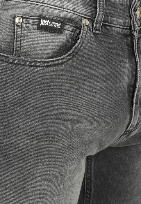 джинсы  универсального стиля с лицевой стороны