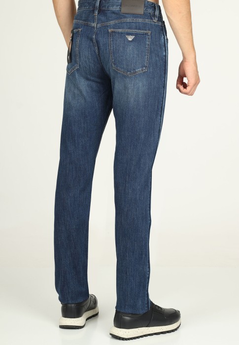 джинсы  из италии вид сбоку