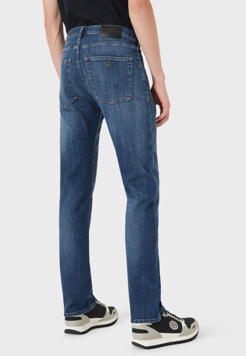 джинсы  из италии вид сбоку