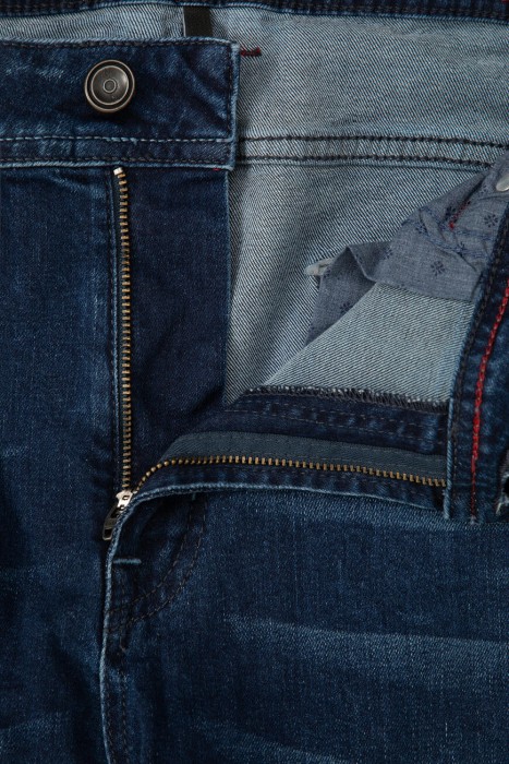 Товар синего цвета с внутренней стороны