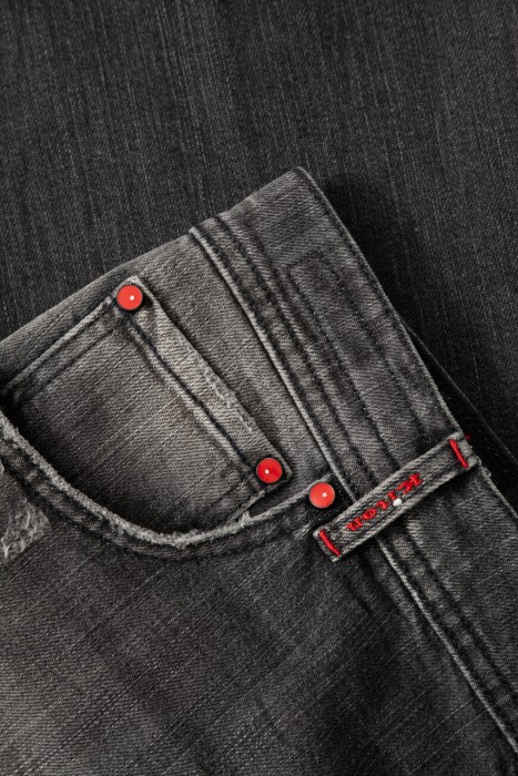 джинсы  универсального стиля с лицевой стороны