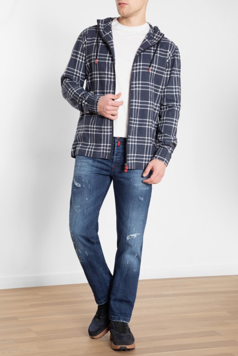 джинсы  из хлопка спереди