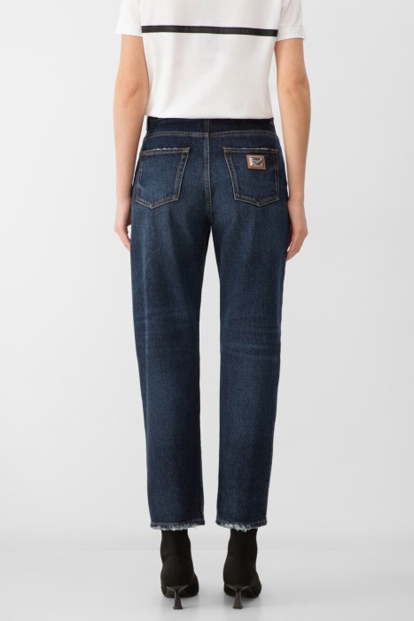 джинсы  по цене 62400 руб вид справа