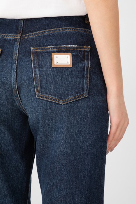 Товар синего цвета с внутренней стороны