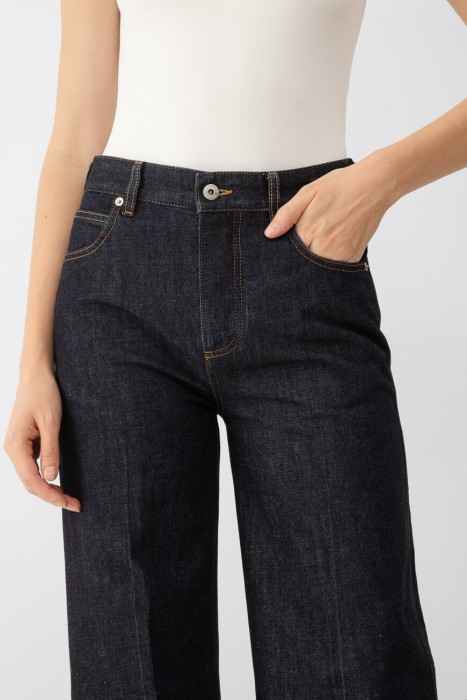 джинсы  из италии вид сбоку