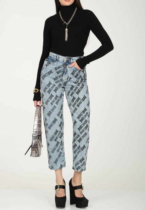 джинсы  по цене 46130 руб вид справа