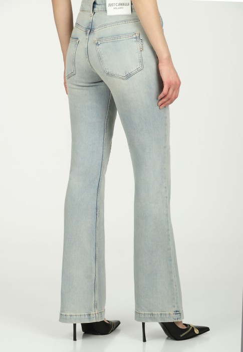 Товар голубого цвета с внутренней стороны