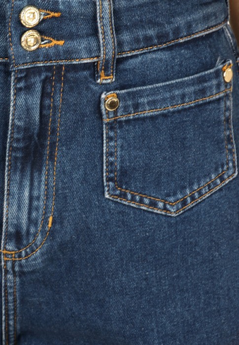 джинсы  из проверенных материалов спереди