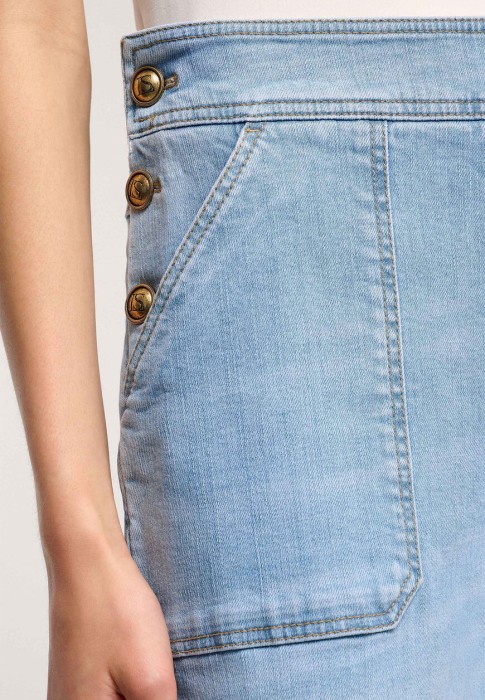 джинсы  из италии вид сбоку