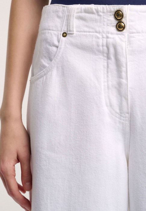 джинсы  из италии вид сбоку