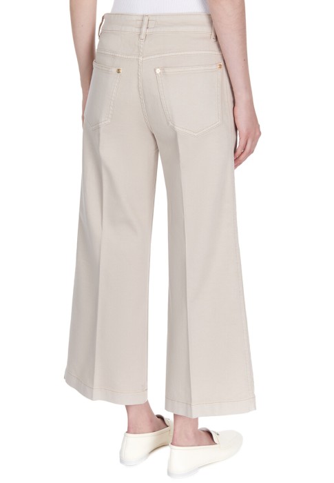 Продукция для женщин фото