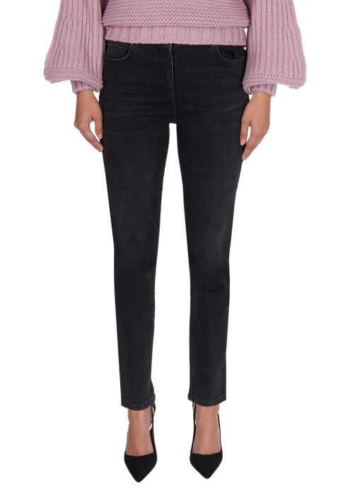 джинсы  из проверенных материалов спереди