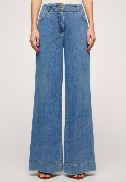 Товар голубого цвета с внутренней стороны