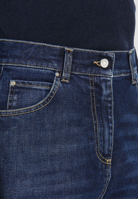 джинсы  из проверенных материалов спереди