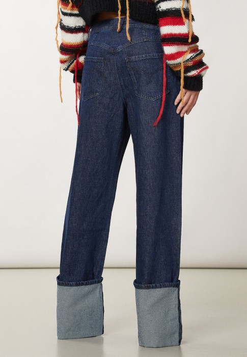 джинсы  от бренда patrizia pepe вид слева